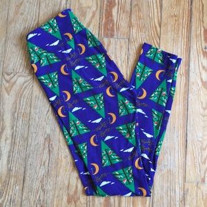 Lularoe OS Christmas Leggings